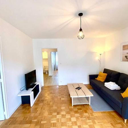 SOBNB DR FAVRE- Grand appartement 50m gare, centre ville Annemasse Extérieur photo