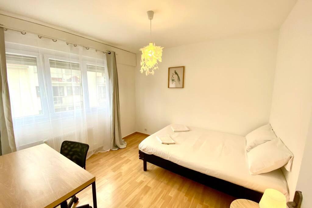 SOBNB DR FAVRE- Grand appartement 50m gare, centre ville Annemasse Extérieur photo